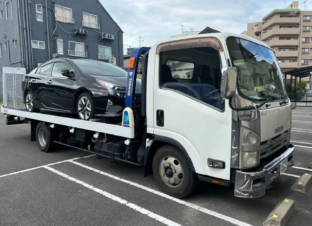 お客様の保険で安心!レッカー、修理対応